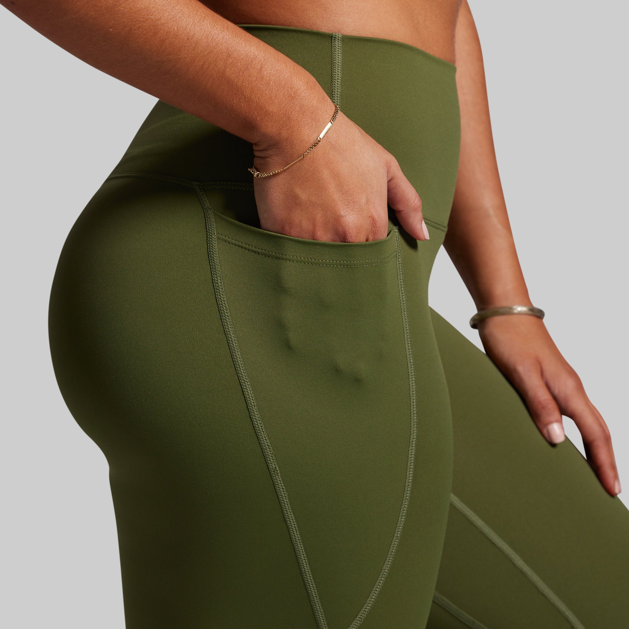 BORN PRIMITIVE-Synergy legging with pockets 2.0 OLIVE